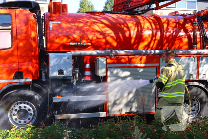 Brand in kolkenzuiger snel onder controle dankzij snelle actie chauffeur