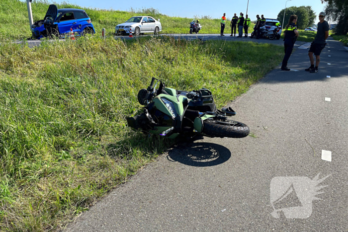 Motorrijder gewond bij botsing met brommobiel