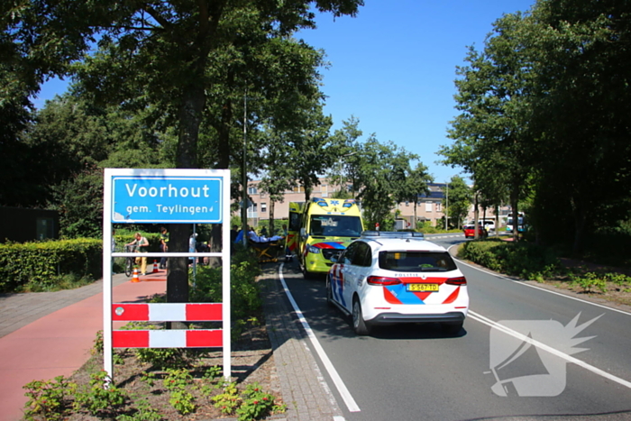 Scootmobielbestuurder gewond bij botsing met brommer op fietspad