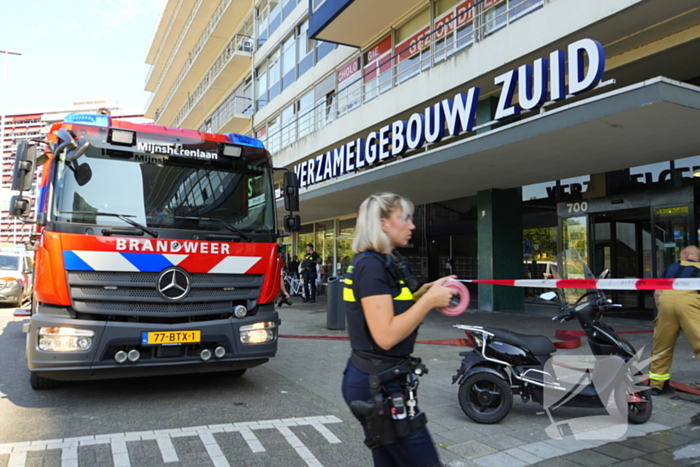 Zuurstoftank zorgt voor brand in bedrijfsverzamelgebouw