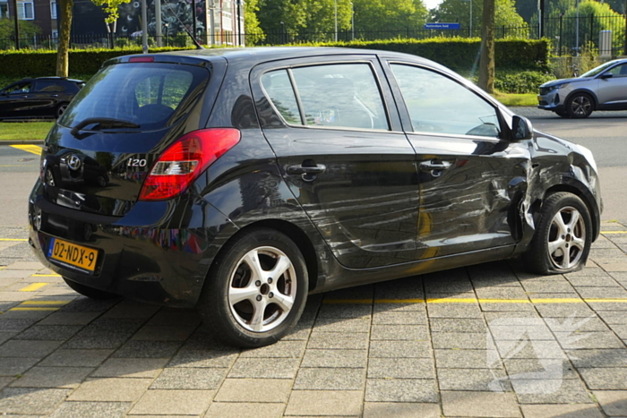 Keeractie leidt tot aanrijding tussen auto's