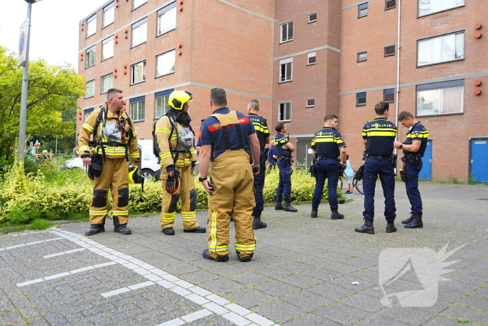 Rookontwikkeling op vijfde verdieping door keukenbrand