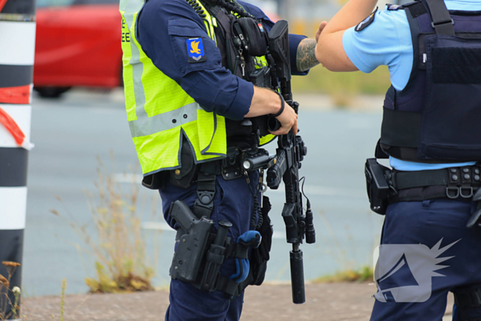 Twee gewonden bij overval: politie zoekt verdacht voertuig