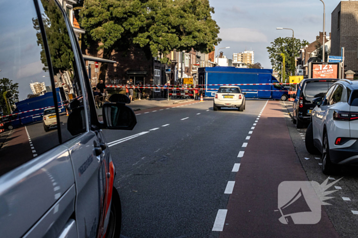 Persoon gewond bij botsing met auto