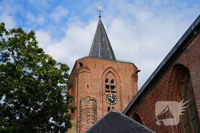 Klok van kerk luidt door na verontwaardiging