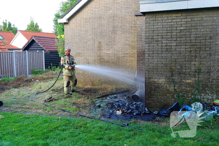 Containerbrand slaat bijna over naar berging