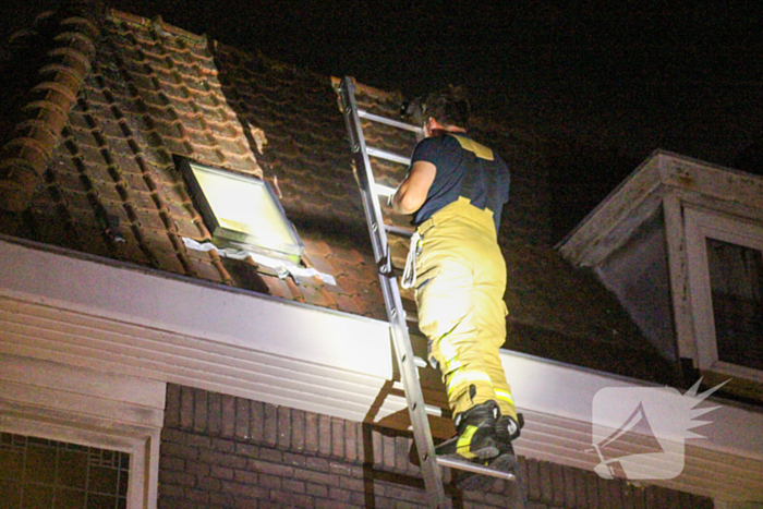 Brandweer op onderzoek uit na vreemde lucht in woning