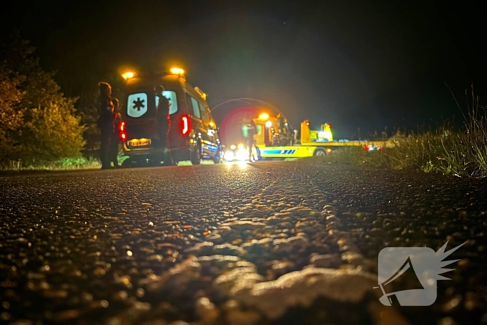 Motorrijder vliegt uit de bocht