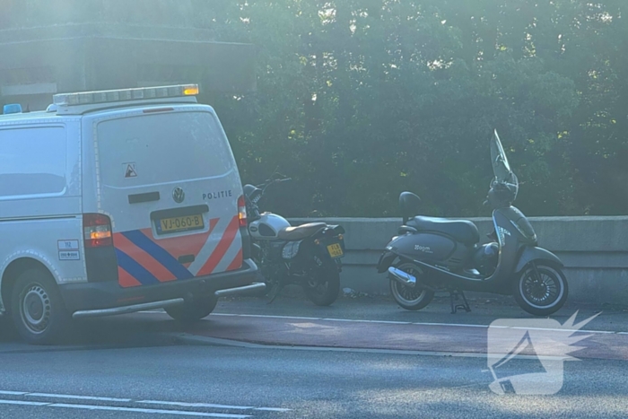 Automobilist schept motorrijder