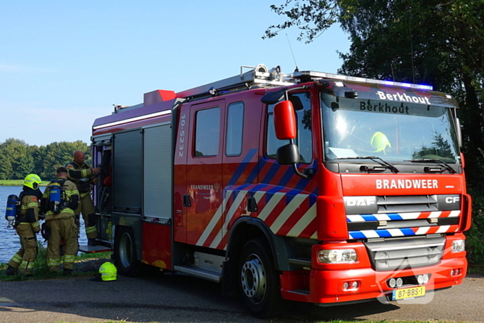 Stacaravan in brand op vakantiepark