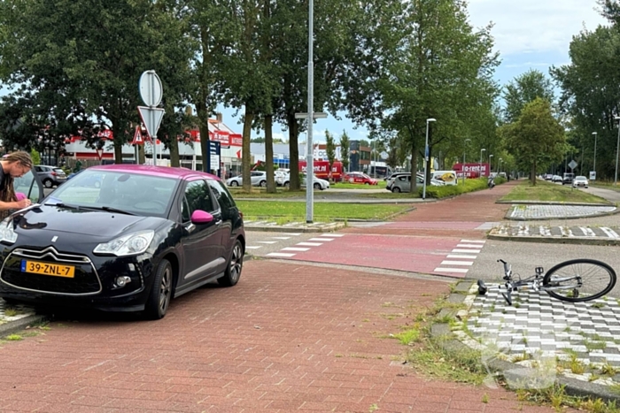 Fietser gewond bij aanrijding met auto