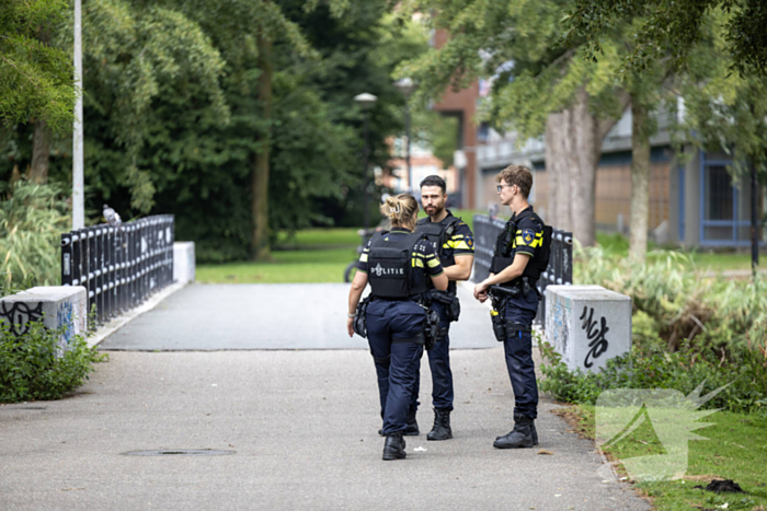 Zoektocht naar vermoedelijke schutter in Zuidoost