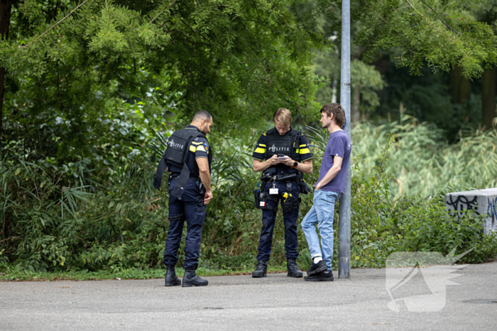 Zoektocht naar vermoedelijke schutter in Zuidoost