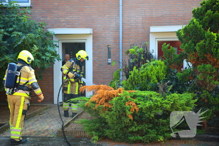 Gasbrander veroorzaakt brand in voortuin