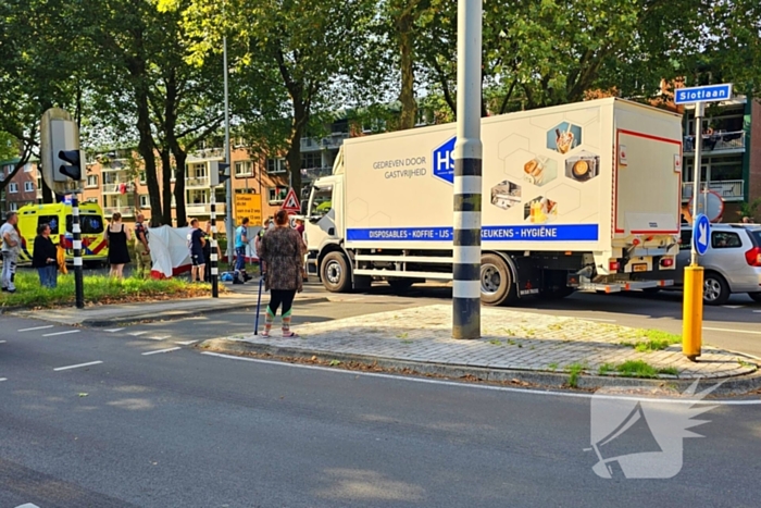 Ernstig ongeval tussen fietser en vrachtwagen