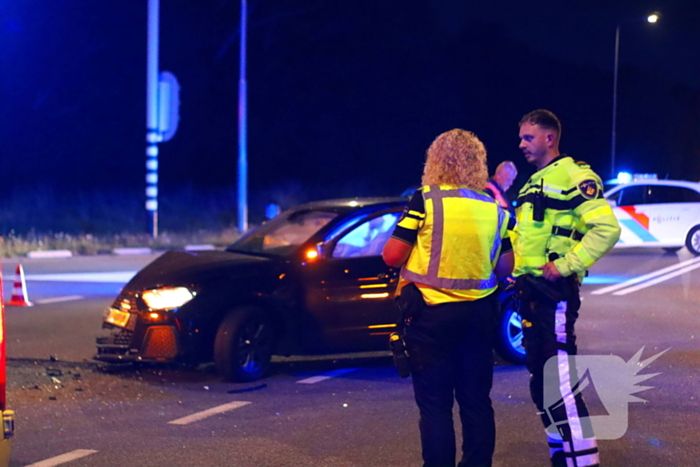 Gewonde na frontale botsing op kruising