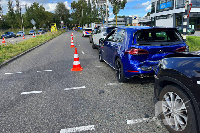 Vier voertuigen betrokken bij ketting botsing