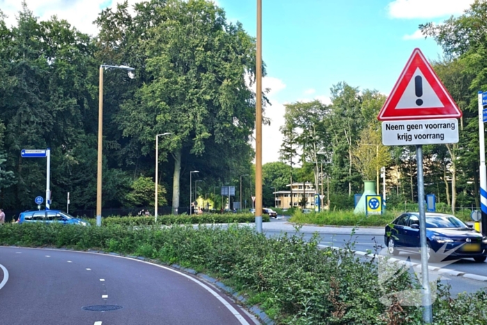 Fietser geschept door automobilist