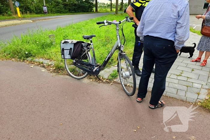 Fietser aangereden op rotonde