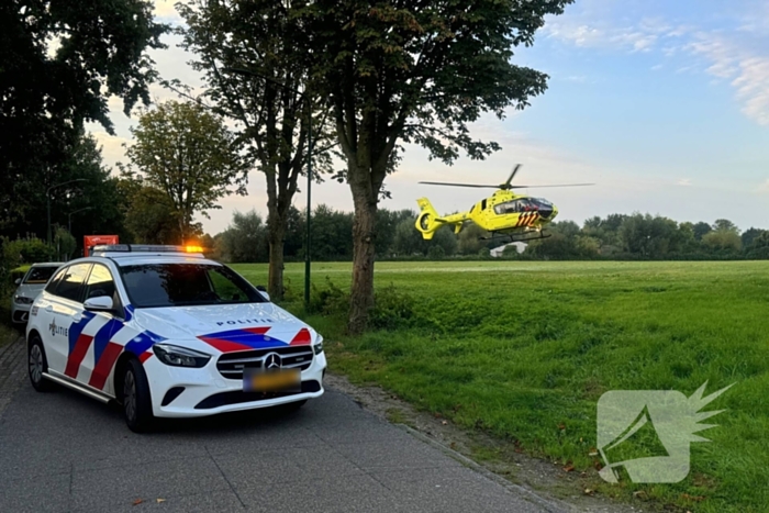 Fietser ernstig gewond, traumahelikopter ingezet