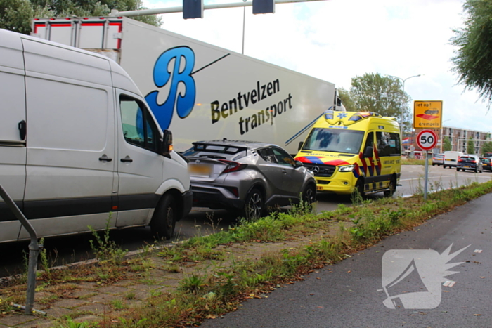 Kop-staartongeval zorgt voor verkeershinder