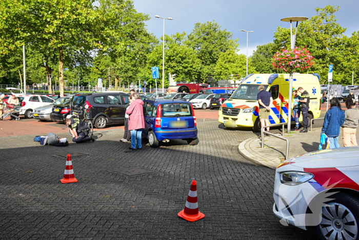 Fietser aangereden door automobiliste