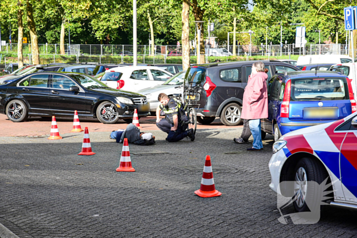 Fietser aangereden door automobiliste