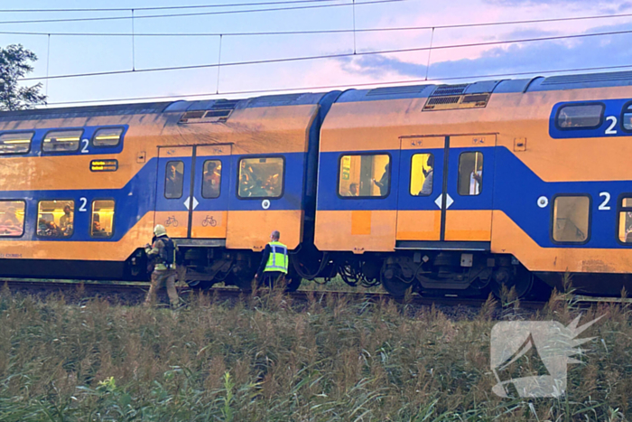 Rookontwikkeling onder trein door vastgelopen remmen