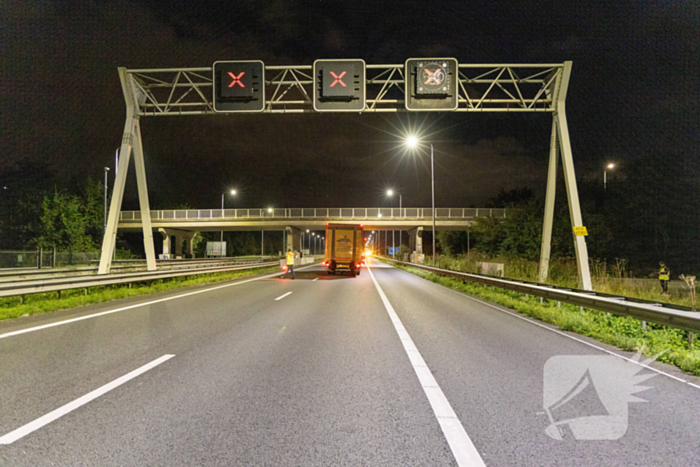 Dodelijk ongeval na botsing met vrachtwagentrailer