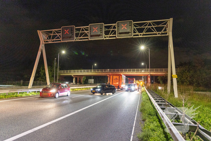 Dodelijk ongeval na botsing met vrachtwagentrailer