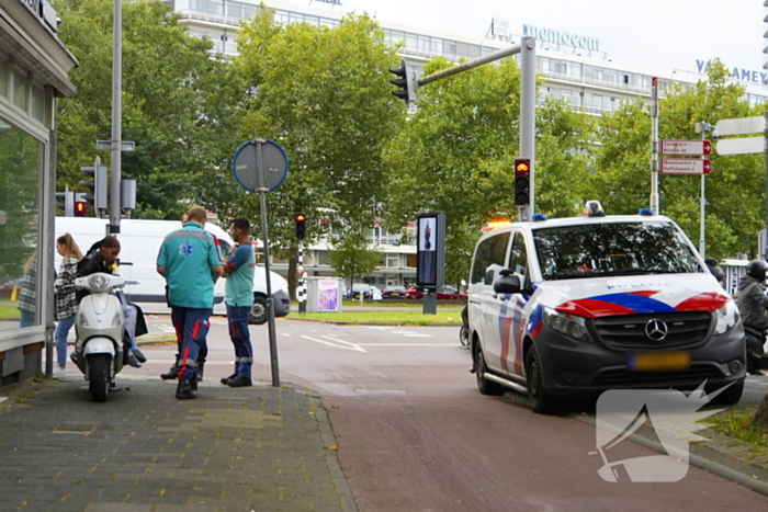 Aanrijding tussen fietser en scooter