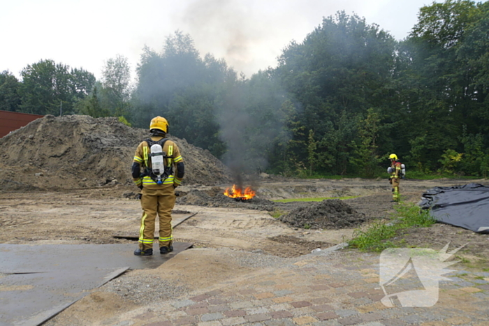 Poederblussers ingezet bij brand in stroomkast