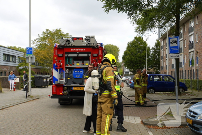 Brandweer zet extra middelen in bij brand in flat