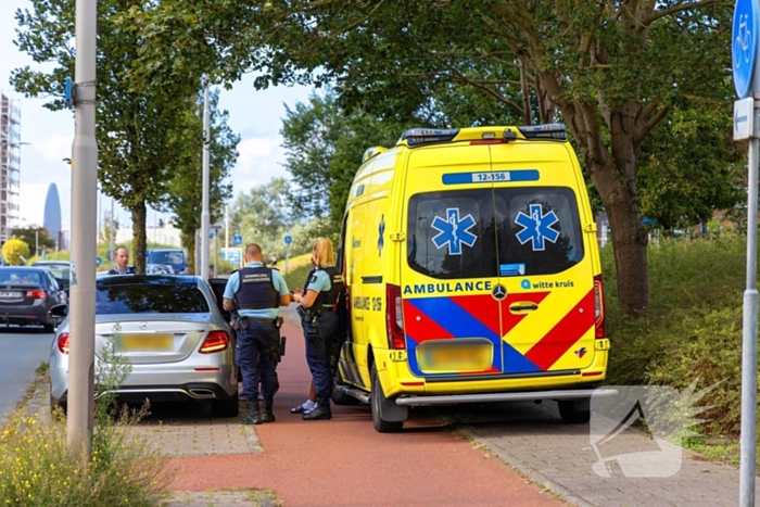 Scooterbestuurder gewond bij botsing met autodeur