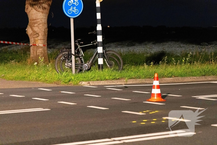 Fietser overlijd na botsing met auto