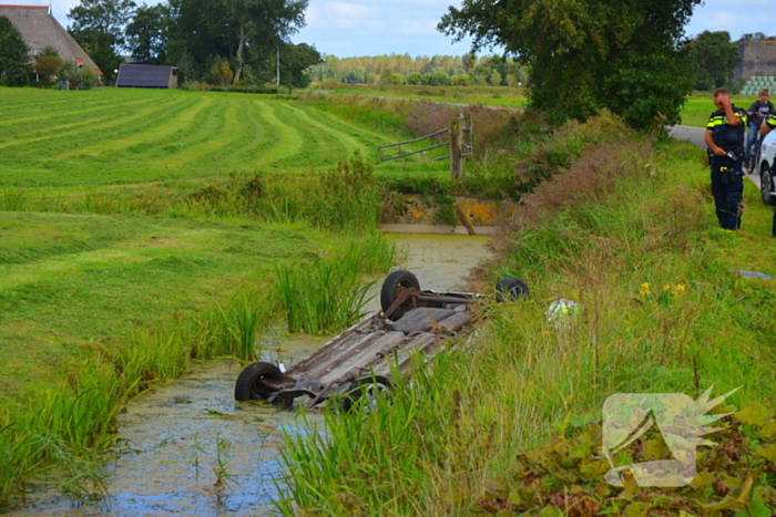 Automobilist verliest macht over stuur en belandt in sloot