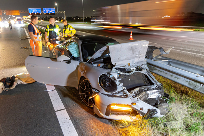 Peperdure Porsche total-loss na aanrijding