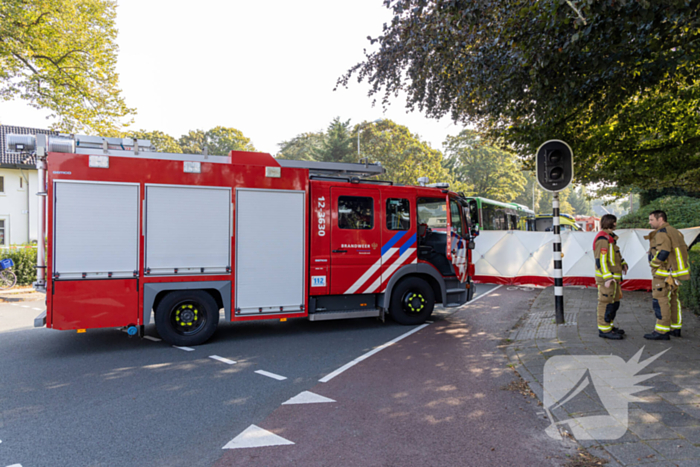 Fietser geschept door lijnbus