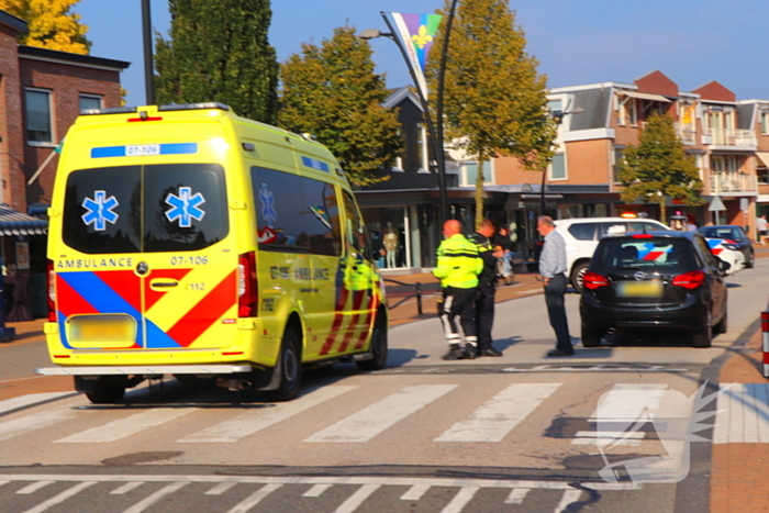 Voetganger aangereden op zebrapad