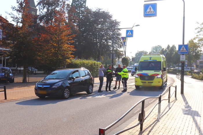 Voetganger aangereden op zebrapad