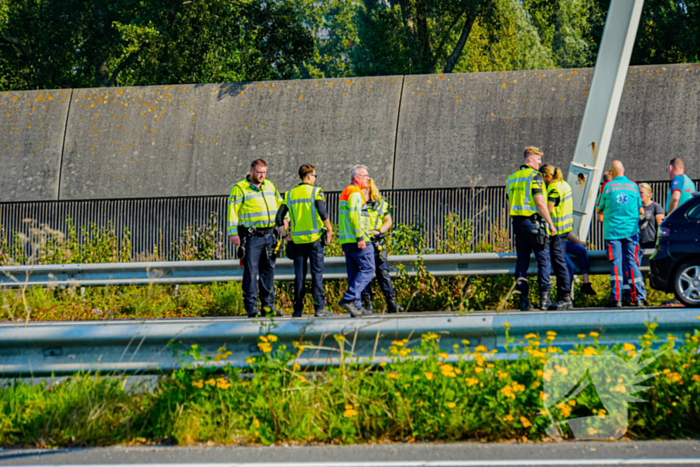 Gewonde na kop-staart aanrijding op snelweg