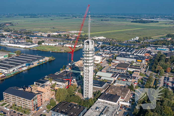 Zendmast verwijdert van Telecomtoren