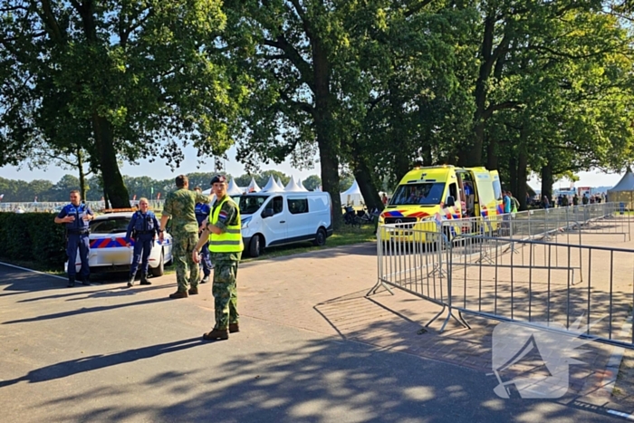 Parachutist zwaargewond bij ongeval op evenemententerrein