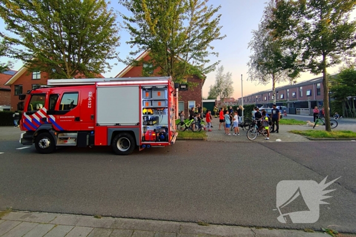 Brandweer ventileert woning na brand