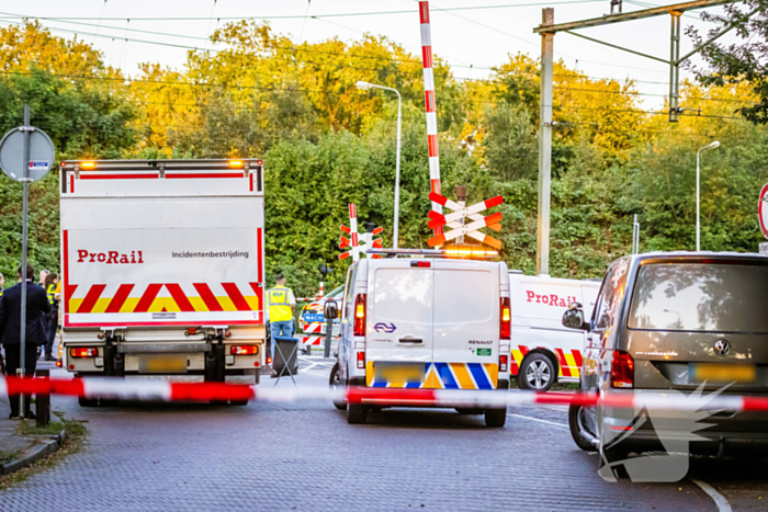 Scooterrijder overleden bij aanrijding met trein