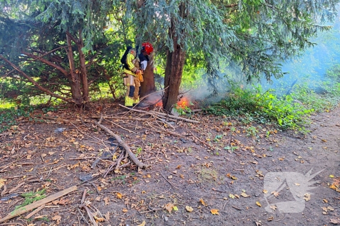 Brand in bosschage snel geblust