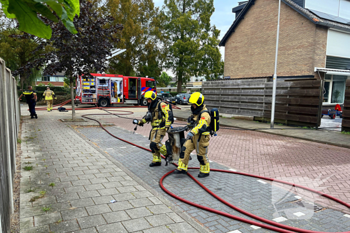 Veel rookontwikkeling bij schuurbrand