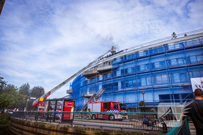 Veel rook bij brand in afhaalrestaurant