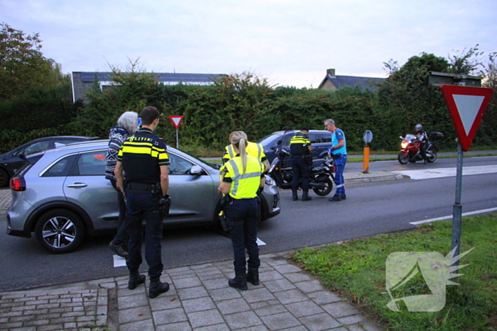 Scooterrijder gewond bij aanrijding op rotonde