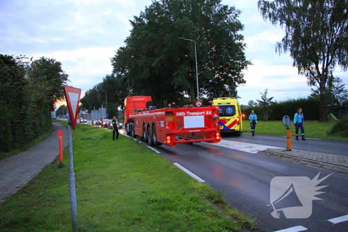 Scooterrijder gewond bij aanrijding op rotonde